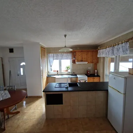 Feriehus Buborek Pihenohaz - *