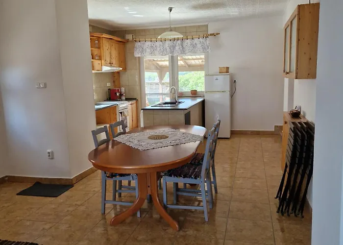 펜션 Buborek Pihenohaz - 에첵